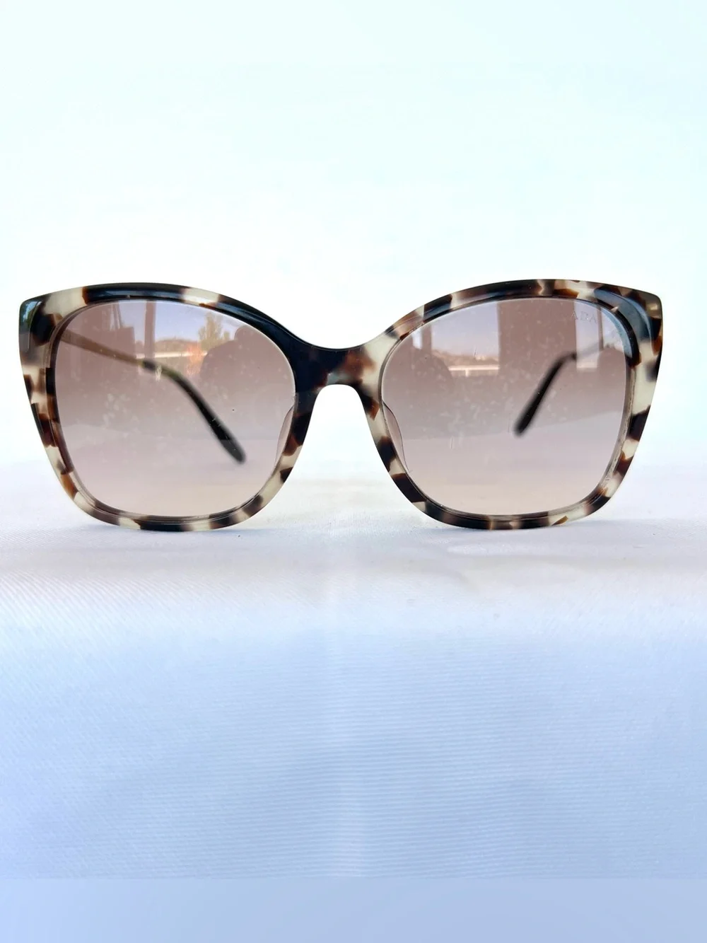 PRADA SPR 12X-F Cat Eye Brown Gradient Lens Tortoise Gold Metal Frame Sunglasses